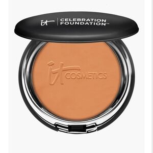 IT Cosmetics Foundation Box